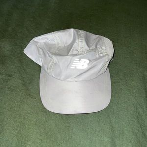 New Balance grey hat